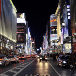 銀座の「クラブ利恵」の立花すみれママが今だに美しい。ホステスに年齢は関係ない。