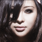 白石乃梨がユニットで起用されたコナンの主題歌と、そのPVで見せた腹筋がかっこいい・・・。