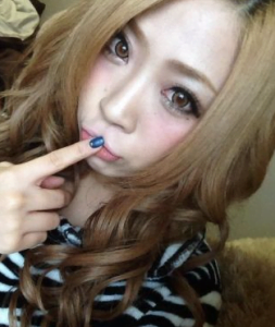 さきっくまの「マイクロファイバー」はメザイク？アイプチ？