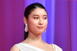 土屋太鳳もママに！2023年も多くの芸能人が出産報告！月別にまとめてみた